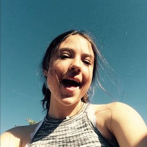 Meet your Posher, Abby